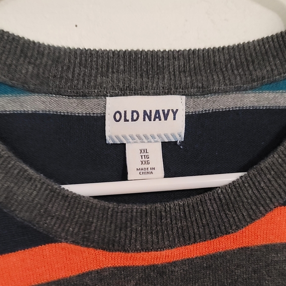 Old Navy Sweater - Picture 2 of 3